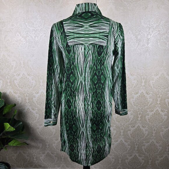 Derek Lam Size XS Green Woodgrain Print Shirt Dress Button Down Front Long Slv